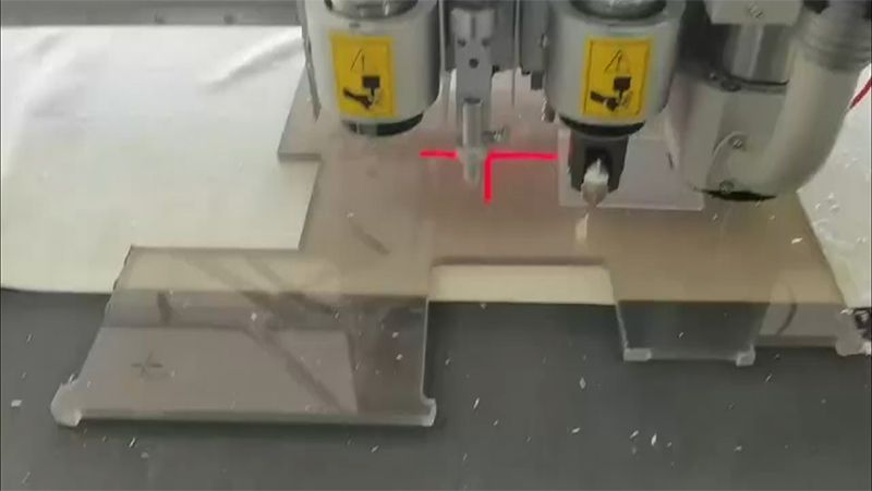 1cm Acrylic Cutting
