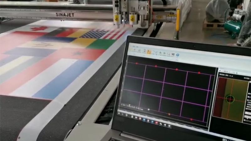 Banner Material Cutting
